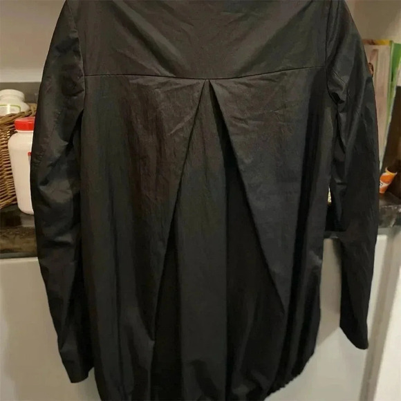 Simply Vera Wang Women's Black Lightweight Zip Jacket Pockets Long Sleeve Size 2 - Picture 2 of 3